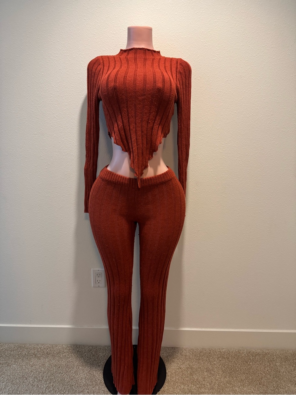 Ribbed Two-Piece Knit Set - Rust